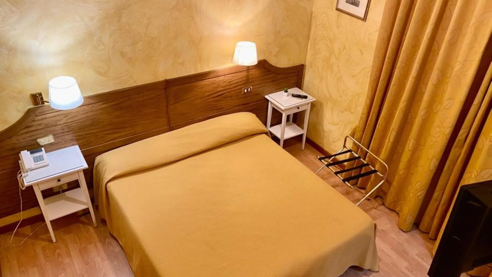 Pensión Hotel Roma Castle Termini