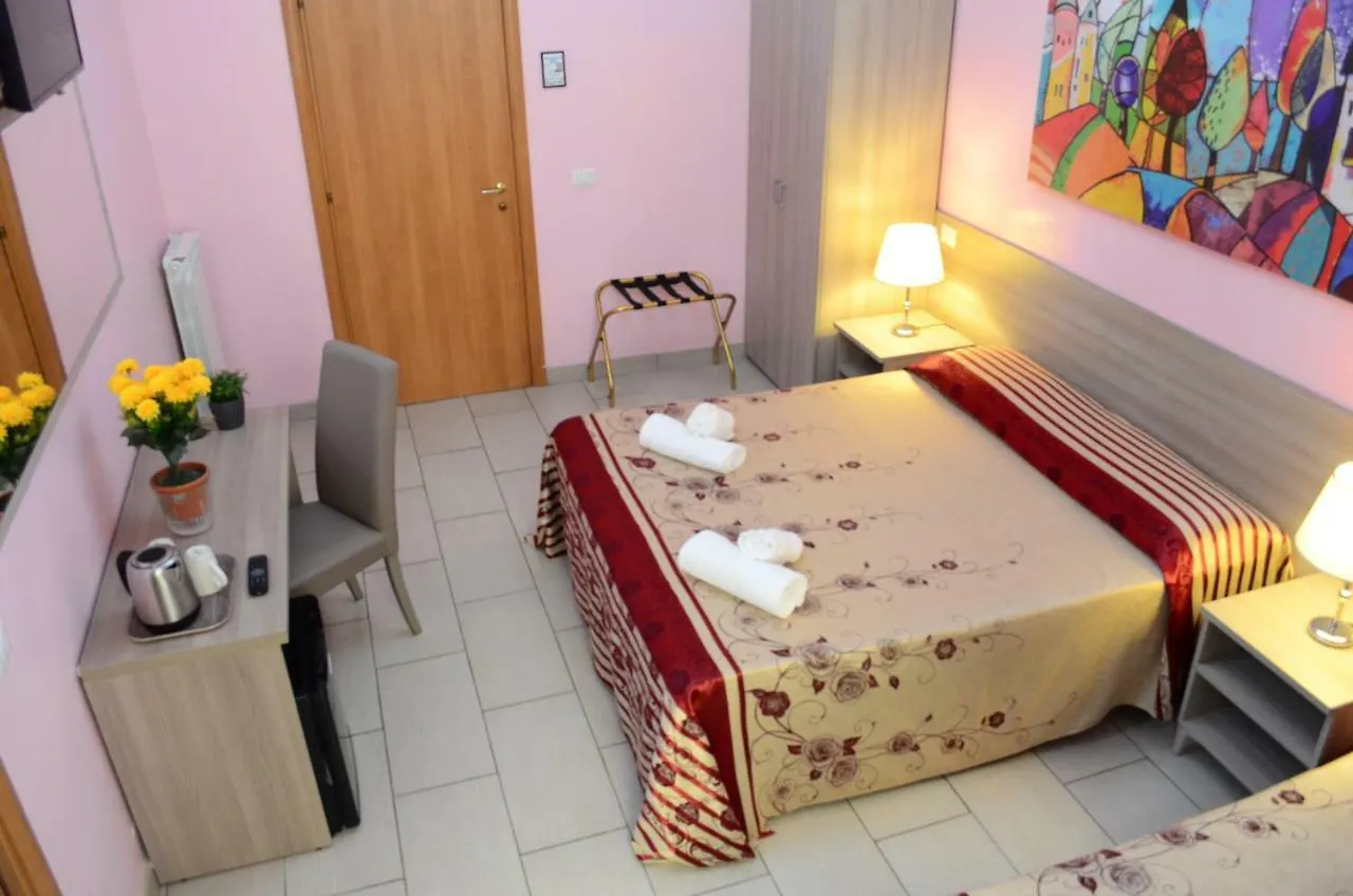 Hotel Roma Castle Termini 2*,  Italia